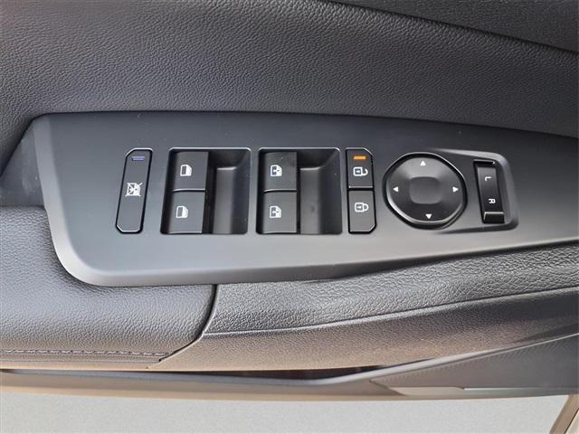 new 2026 Kia Sportage car, priced at $33,270