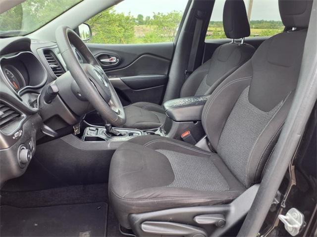 used 2019 Jeep Cherokee car, priced at $12,665
