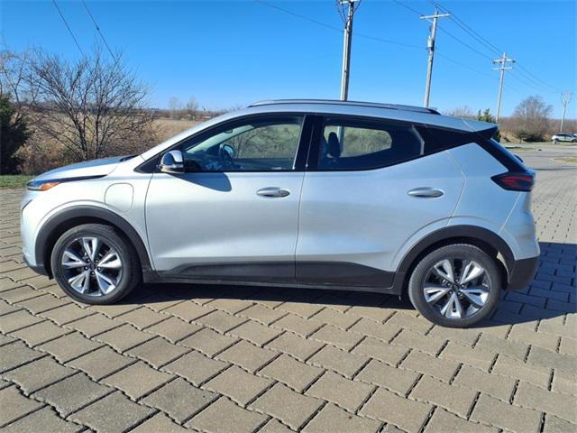 used 2022 Chevrolet Bolt EUV car, priced at $19,525