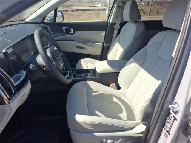 new 2025 Kia Sorento car, priced at $37,415