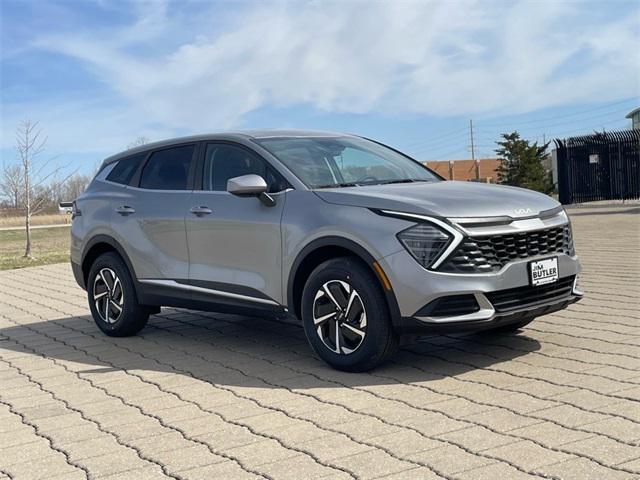 new 2025 Kia Sportage Hybrid car, priced at $31,000