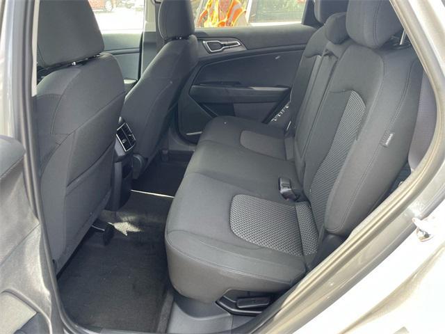new 2025 Kia Sportage Hybrid car, priced at $31,000