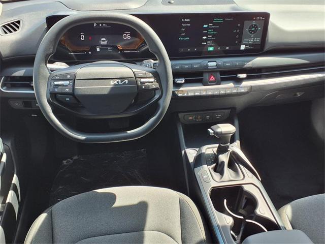 new 2025 Kia K4 car