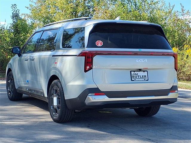 new 2026 Kia Carnival Hybrid car, priced at $48,395