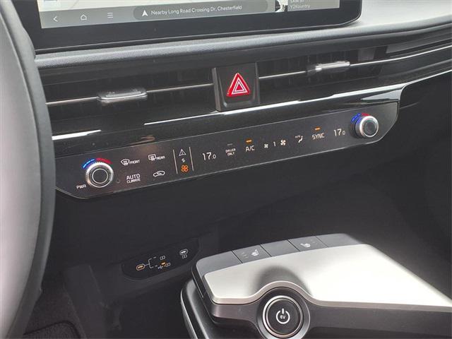 new 2025 Kia EV6 car, priced at $46,040