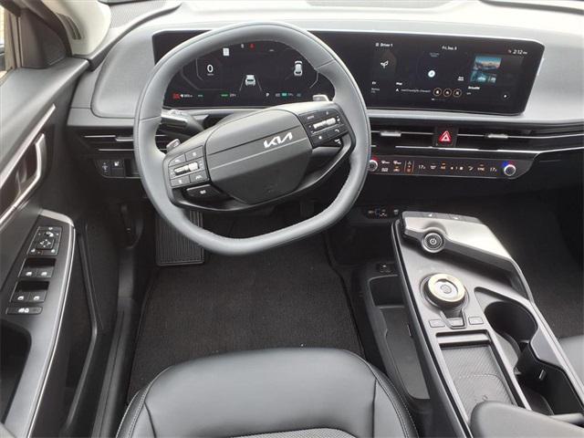 new 2025 Kia EV6 car, priced at $46,040