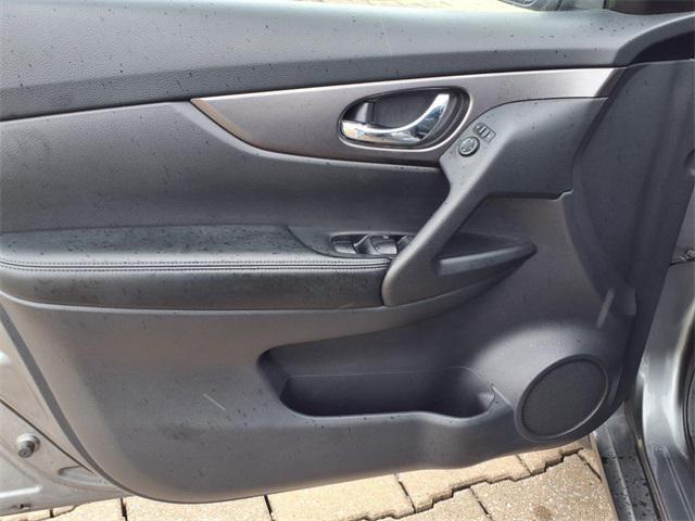 used 2015 Nissan Rogue car, priced at $11,146