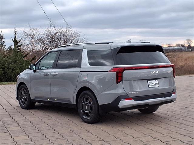 new 2025 Kia Carnival Hybrid car, priced at $45,270