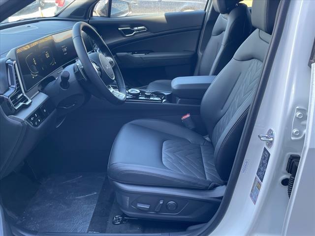 new 2025 Kia Sportage car, priced at $40,761