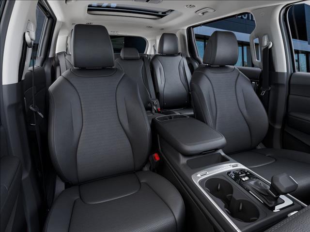 new 2025 Kia Carnival car, priced at $51,320