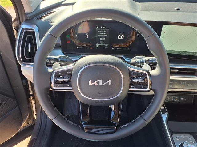 new 2025 Kia Sorento Hybrid car, priced at $42,030