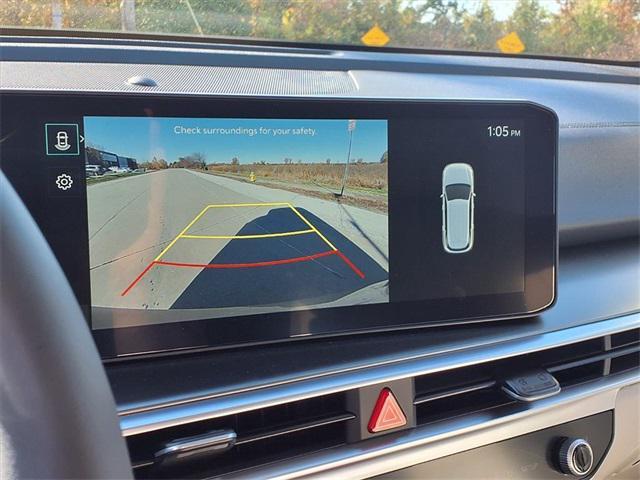 new 2025 Kia Sorento Hybrid car, priced at $42,030