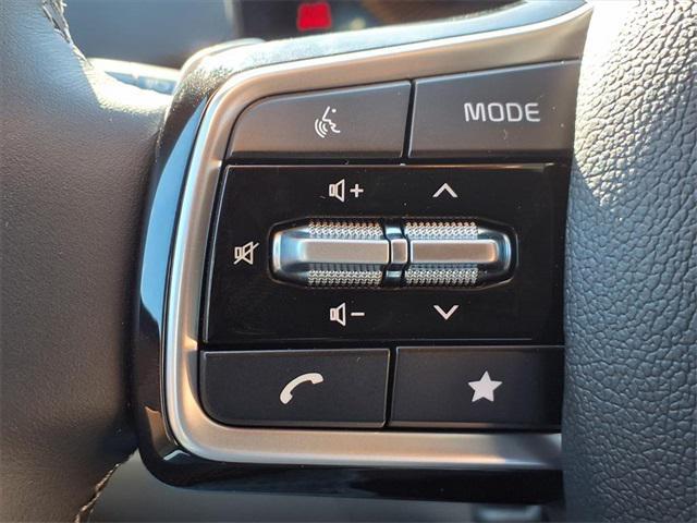 new 2025 Kia Sorento Hybrid car, priced at $42,030