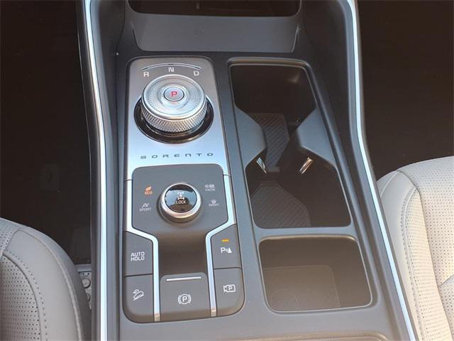 new 2025 Kia Sorento Hybrid car, priced at $42,030