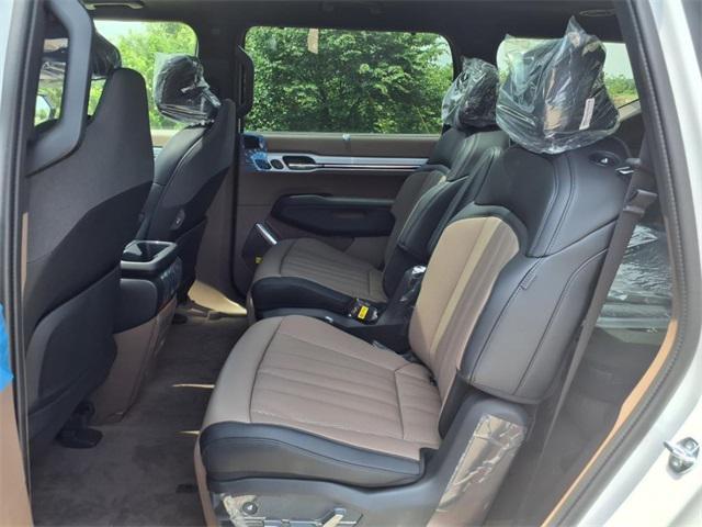new 2026 Kia EV9 car, priced at $77,125