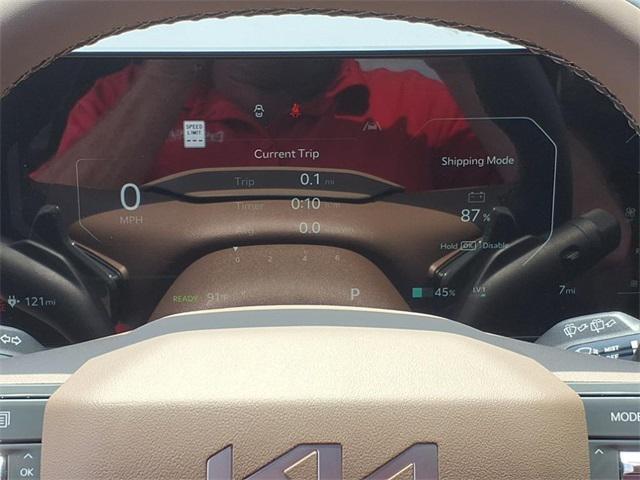 new 2026 Kia EV9 car, priced at $77,125