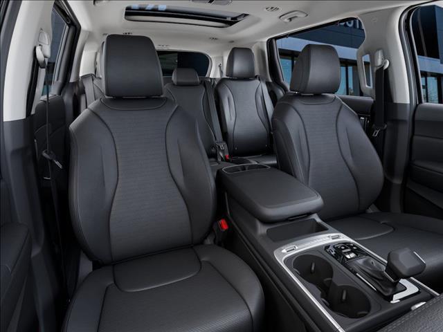 new 2025 Kia Carnival car, priced at $52,390