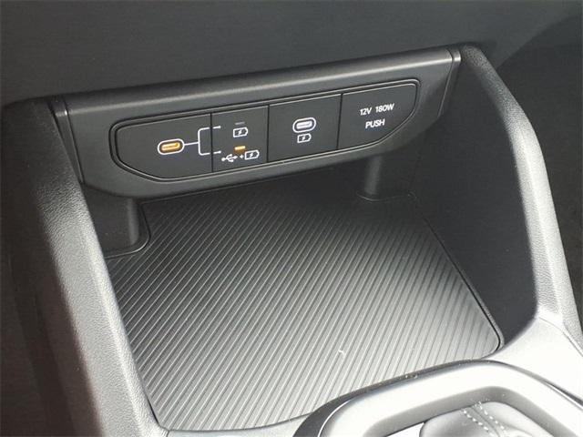 new 2025 Kia K4 car, priced at $23,165