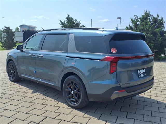 new 2025 Kia Carnival car, priced at $48,065