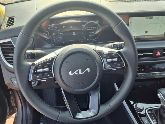 new 2025 Kia Seltos car, priced at $30,185