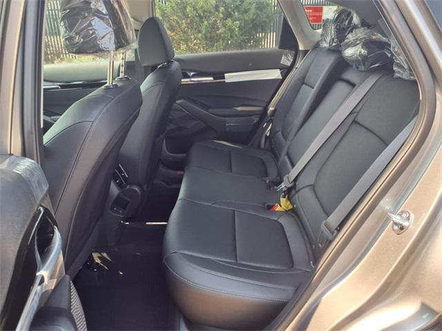 new 2025 Kia Seltos car, priced at $30,185
