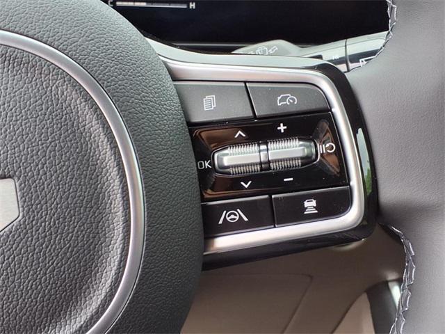 new 2025 Kia Carnival car, priced at $41,670