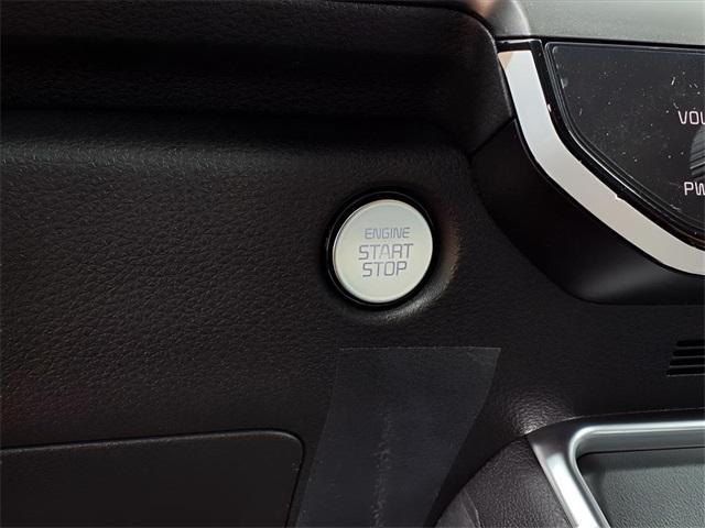 new 2025 Kia Carnival Hybrid car, priced at $53,235