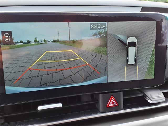 new 2025 Kia Carnival Hybrid car, priced at $53,235