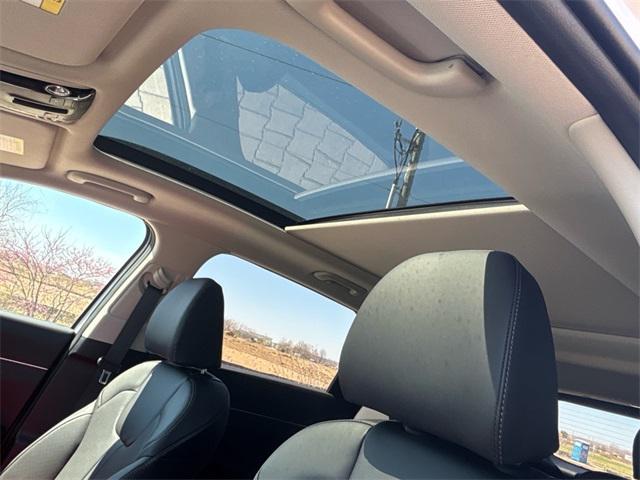new 2025 Kia Sorento car, priced at $45,025