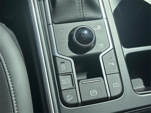 new 2025 Kia Sorento car, priced at $45,025