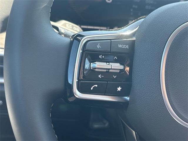 new 2025 Kia Sorento car, priced at $45,025