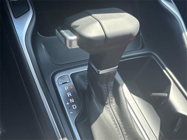 new 2025 Kia Sorento car, priced at $45,025