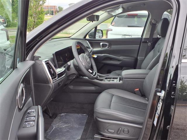 new 2025 Kia Sorento car, priced at $35,020