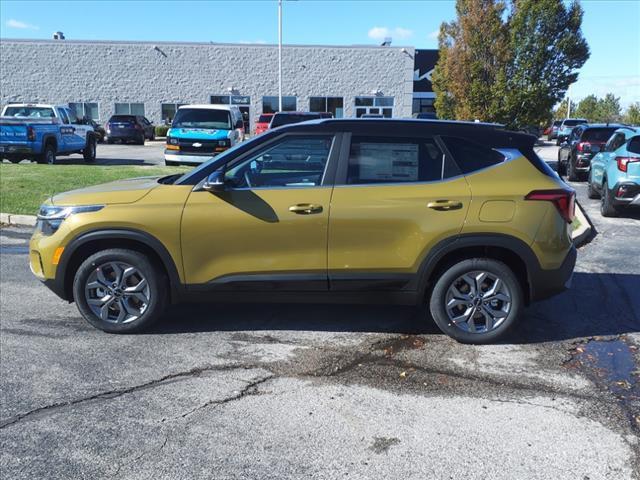 new 2024 Kia Seltos car, priced at $25,510