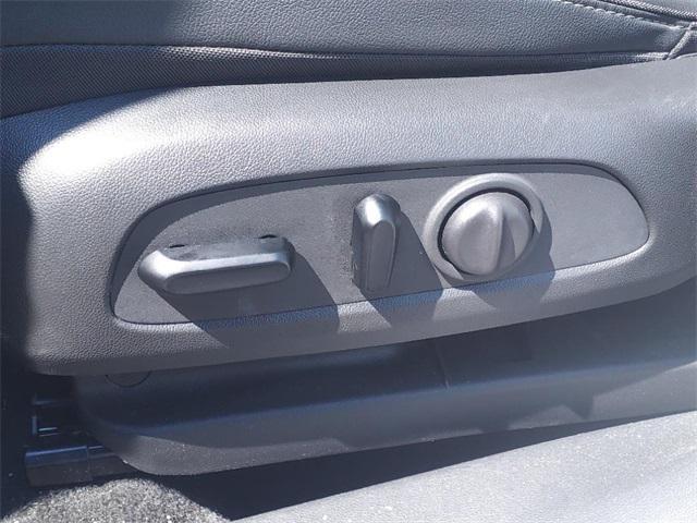 used 2022 Chevrolet TrailBlazer car, priced at $21,905