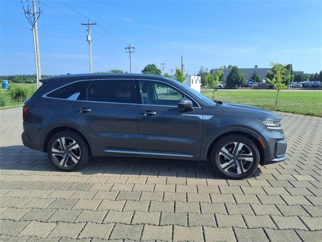 used 2023 Kia Sorento Hybrid car, priced at $30,137
