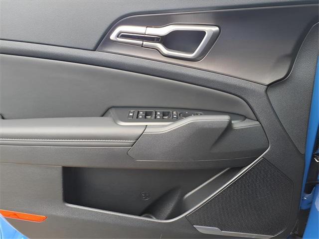 new 2026 Kia Sportage car, priced at $32,525