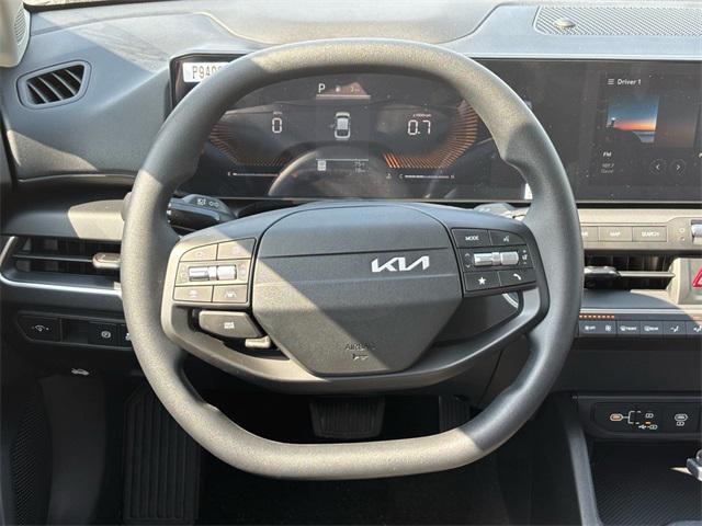 new 2025 Kia K4 car, priced at $23,145
