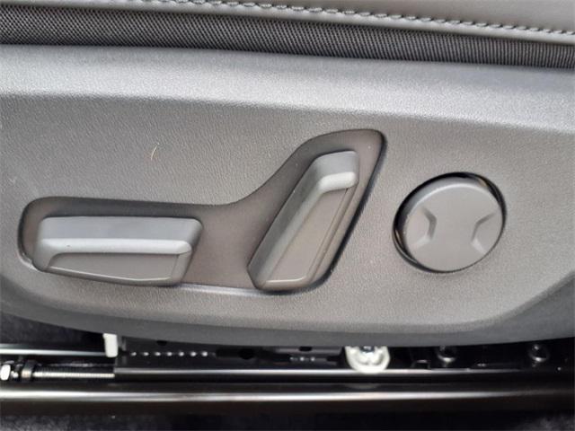 new 2025 Kia Niro car, priced at $30,765