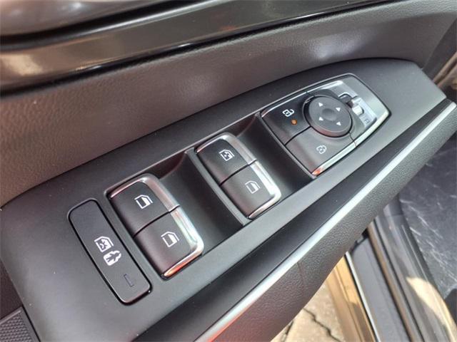 new 2025 Kia Sorento car, priced at $36,920
