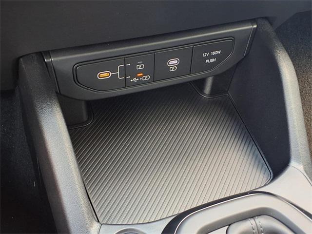 new 2025 Kia K4 car, priced at $23,165