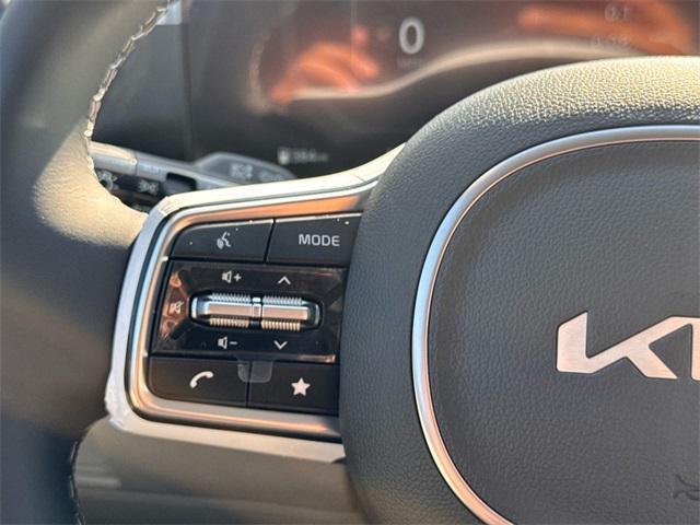 new 2025 Kia Sorento car, priced at $44,075