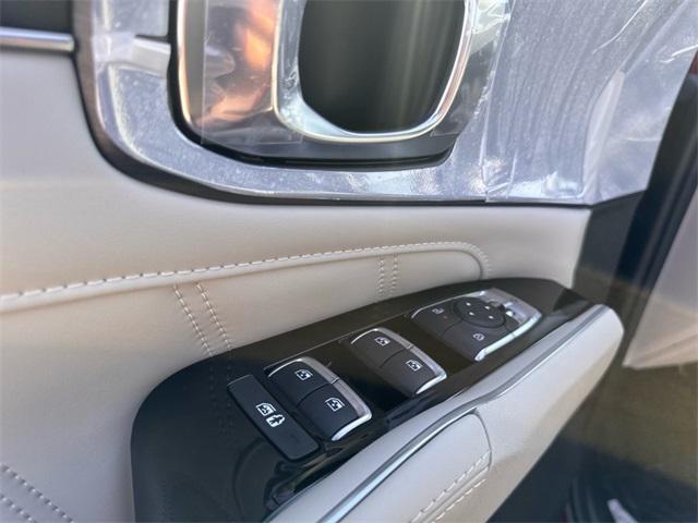 new 2025 Kia Sorento car, priced at $44,075