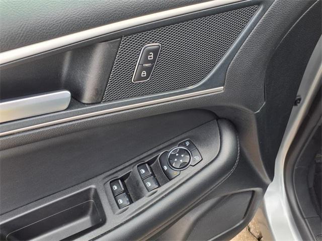 used 2024 Ford Edge car, priced at $25,645