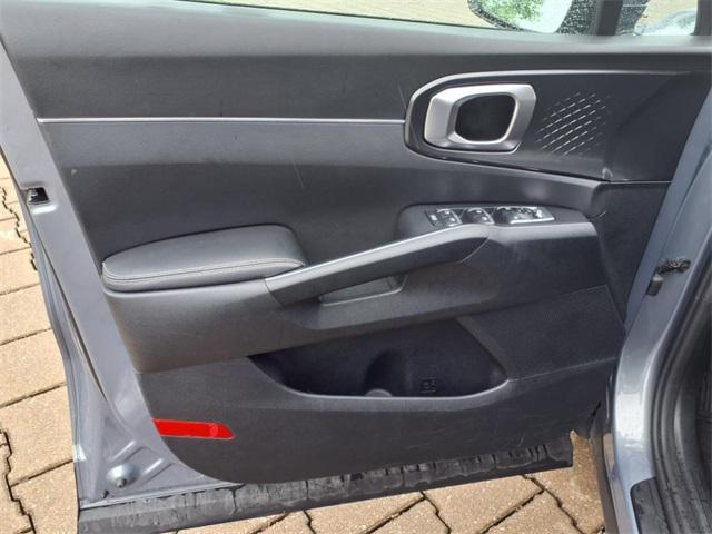 used 2023 Kia Sorento car, priced at $29,349