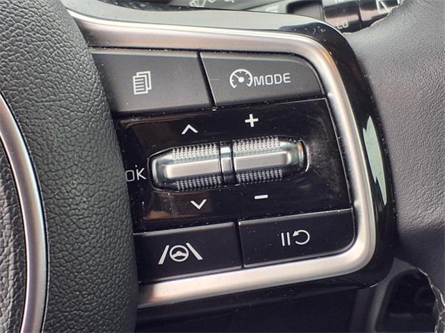 used 2023 Kia Sorento car, priced at $29,349