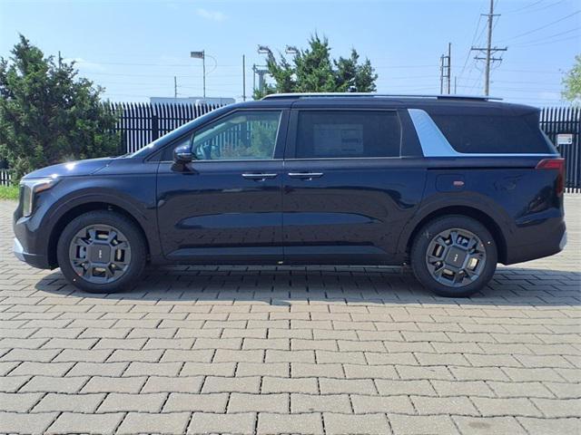new 2025 Kia Carnival Hybrid car, priced at $43,670