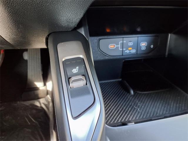 new 2025 Kia Sorento car, priced at $37,415