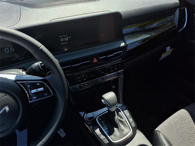 new 2026 Kia Seltos car, priced at $27,810