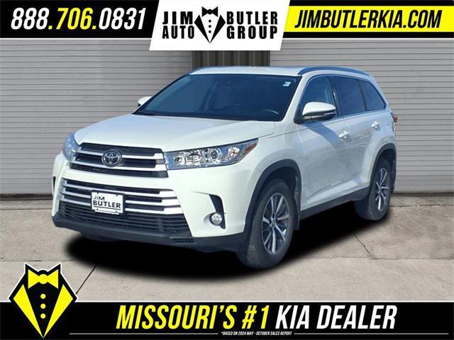 used 2019 Toyota Highlander car, priced at $25,851